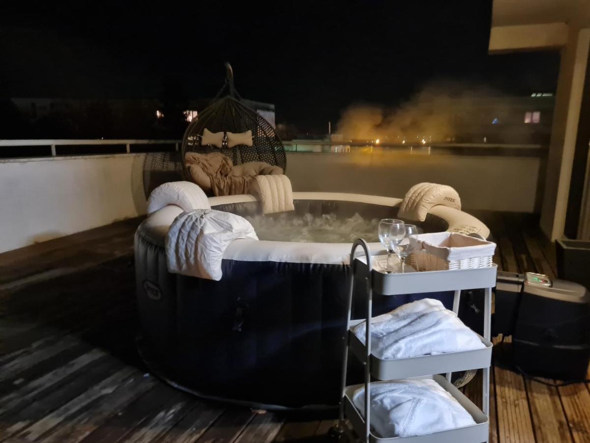 Ferienwohnung Arad Wellness Exterior foto